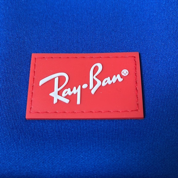 Ray-Ban Drawstring Case - Picture 3 of 3